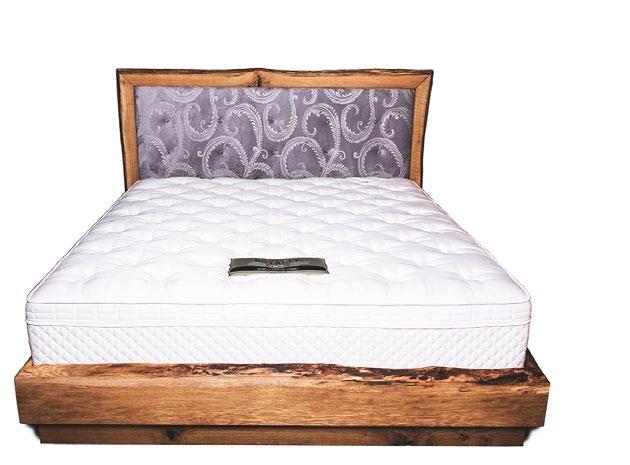 Massivholz Bett als Doppel- und Einzelbett mit und ohne Kopfteil