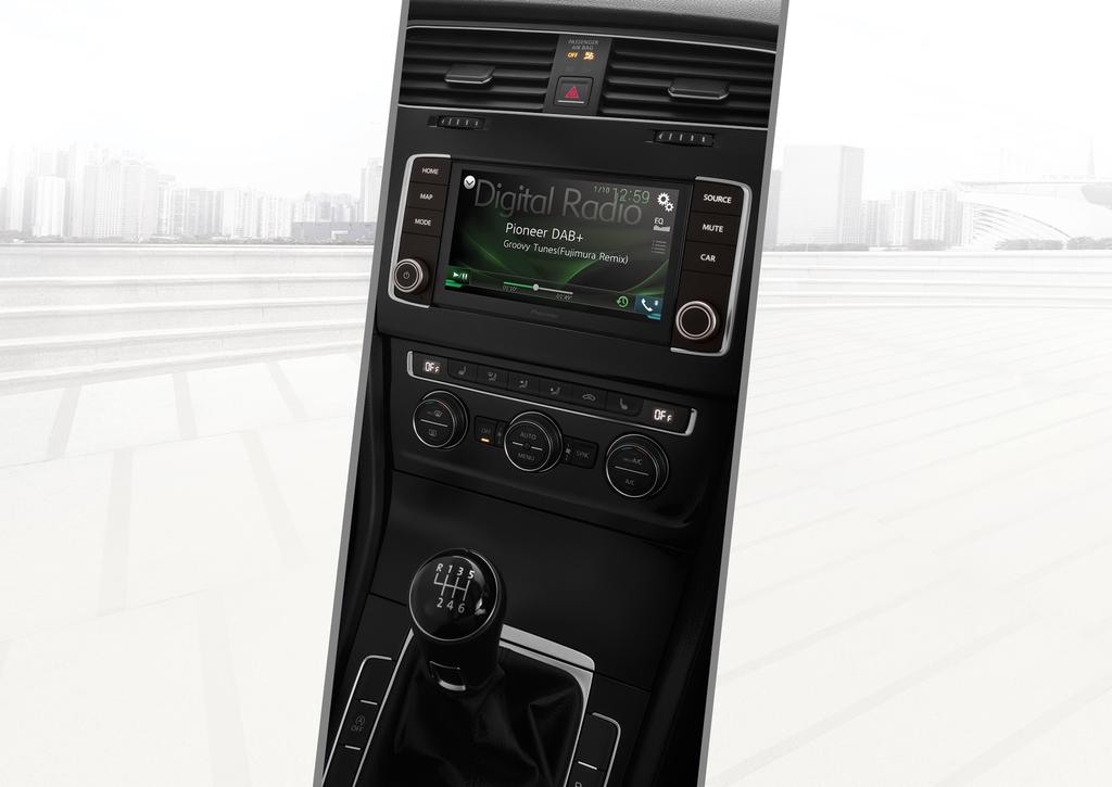 Erstklassige Audio- und Videoleistung Auto EQ/Auto Time Alignment NAVGATE EVO ist mit einem Tuner für RDS-UKW und MW sowie einem Digitalradiotuner für DAB/DAB+ ausgestattet.