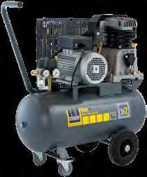 Kompressor UNM 410-10-50 W Druck: Ansaugleistung: Füllleistung: Antriebsleistung: Spannung: Behälter: 10 bar 410 l/min. 295 l/min.