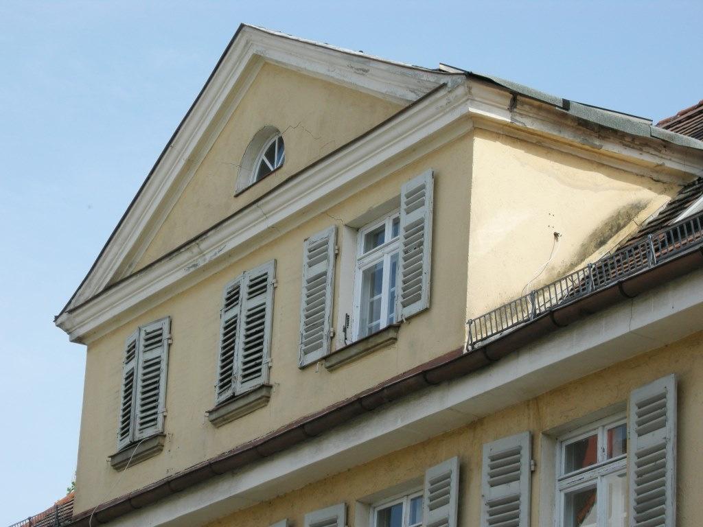 224 m² Zimmer: 33 Repräsentativer Innenstadtbau Ein stilvolles Gebäude von historischer Eleganz.