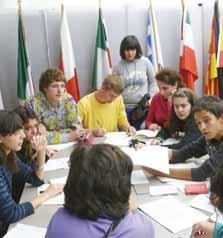 Wie sieht die ideale Schule aus? Wie darf sich Religion in der Öffentlichkeit zeigen? Soll Europa seine Grenzen für Immigranten öffnen oder sie fest verschließen?