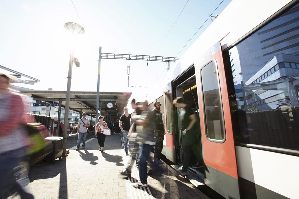Drei Länder - ein Angebot: Die trinationale S-Bahn Basel Lukas Ott, Leiter Kantons- und Stadtentwicklung im