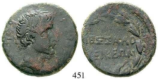 184; AMNG 1/142; Kotschev 3/42-1. grüne Patina, selten. ss 150,- MAKEDONIEN, PHILIPPI 450 Titus, Caesar, 69-79 Bronze 25 mm 69-79.