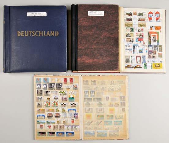 Dazu 3 Broschüren: Das Römercastell Saalburg ( 1893), Rundgang durch die Saalburg und ihre Umgebung (1929) u. Die Saalburg (1929). Gebrauchsspuren. (85) 40.