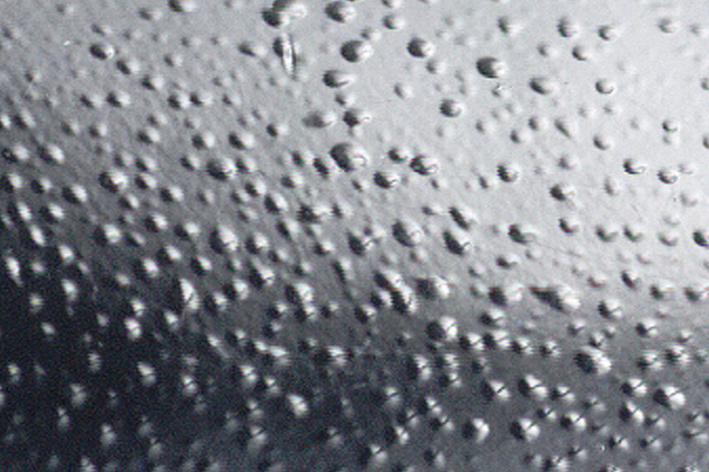 Bild 1-018 Bild 1-019 Krater: Sie sind als flache Mulden in der