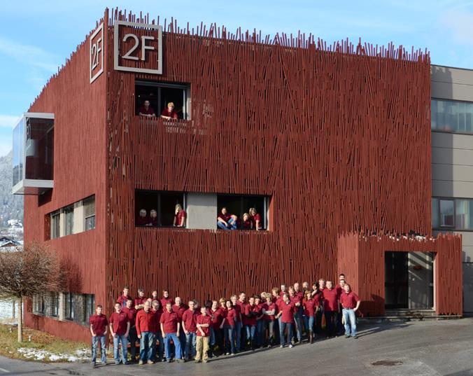 2F Geschichte Das Unternehmen im Herzen der Salzburger Berge wurde 1972 gegründet, und beschäftigt mehr als 60 hochmotivierte Mitarbeiter.