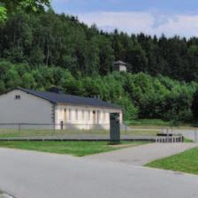 Auch im Winter bieten sich hier im KZ-Gedenkstätte Flossenbürg CZ Geschichtspark Bärnau