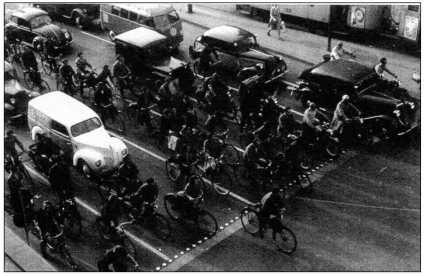 Radverkehr in München Radfahren hat in München eine lange Tradition Leitlinie der