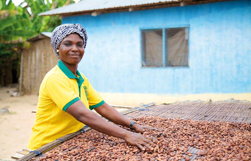 WAS WILL FAIRTRADE? Weltweit zählen 1,66 Millionen Kleinbauern und ArbeiterInnen zum FAIRTRADE-System. 1.240 FairtradeProduzentenorganisationen sind in insgesamt 75 Ländern tätig.
