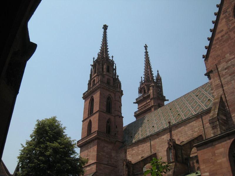 Basler Münster, Bauzeit 1019-1500 im romanischen und gotischen Stil, heute