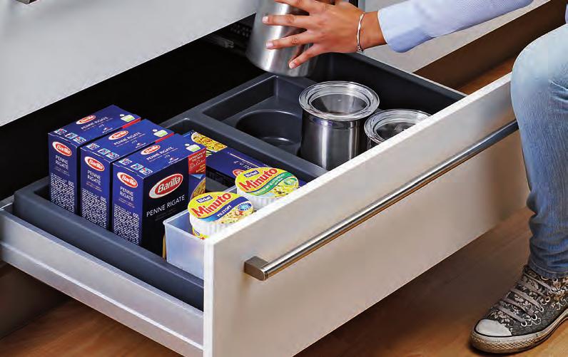 TopSort Plus Ordnungssystem für Auszüge Mehr Platz für alle! Das flexibel einsetzbare System löst Stauprobleme in jeder Küche.