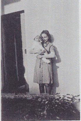 19 Gerda mit ihrem kleinen Neffen Joel Kohlberg (MGG-Archiv) Auf einer Postkarte vom 21. 11.