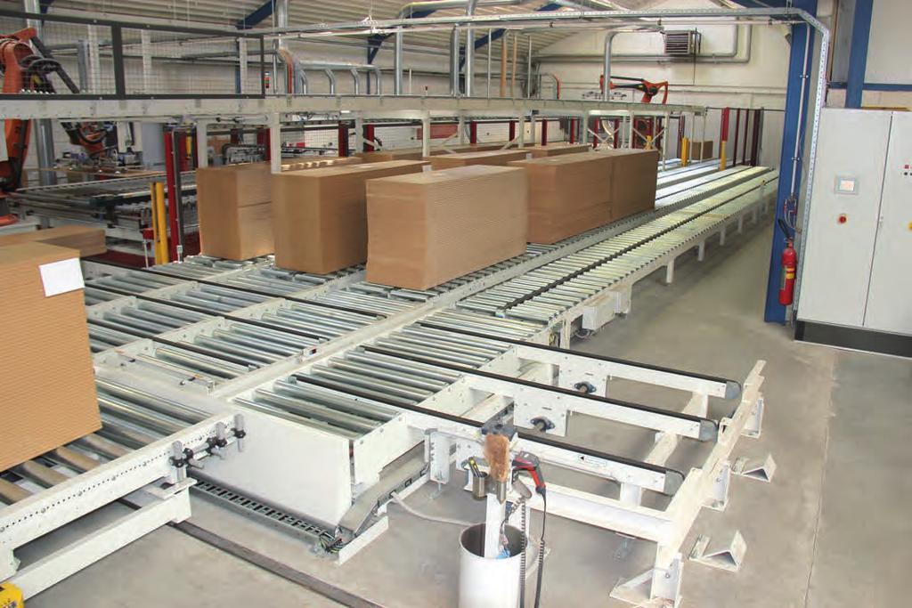 Förderanlagen in der Möbelindustrie Conveyor systems for the furniture industry Seit mehr als vier Jahrzehnten setzen wir uns speziell mit der Förder- und