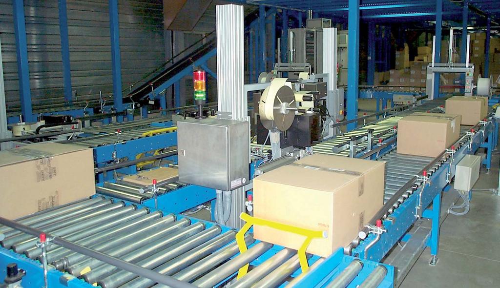 Rollenbahnen mit Rundriemenantrieb Line shaft driven roller conveyor Schneller und materialschonender Transport bei geringem Energiebedarf.