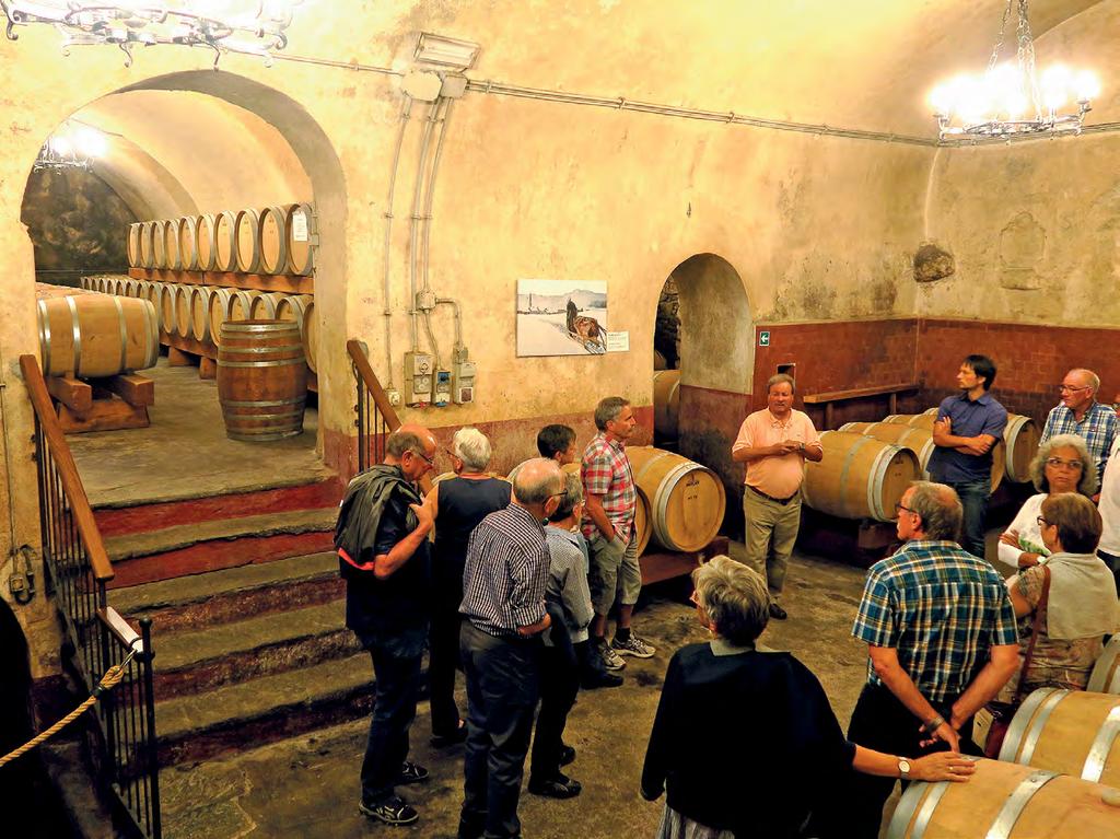 Mit der Eroberung des Veltlins gelangte der Wein täglich auf den Speisezettel jeder Bündner Familie. Kellerführung im La Gatta der Kellerei Triacca in Tirano.