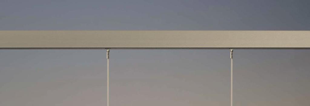 112 silberfarbig matt eloxiert 171 weiß (RAL 9016) Aufhängegleiter 1,50 m 2,50 m 1,50 m 2,50 m Aufhängegleiter mit 1,5 m Perlonschnur Aufhängegleiter mit 2,5 m Perlonschnur Aufhängegleiter mit 1,5 m