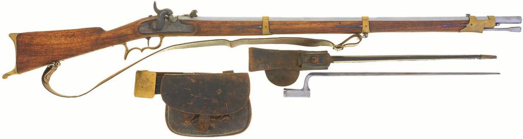 18130 CHF 430. 247988 Perkussionsgewehr, Infanterie 1817/42, Kal. 17.6mm. LL 1050mm, TL 1470mm, Rundlauf, Wurzel oktagonal, transformiert von Steinschloss- auf Perkussionszündung.