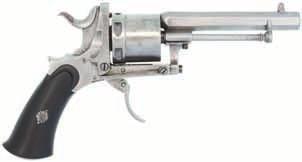 18208 CHF 300. 248151 Revolver, belgisch, sign. «Knecht a St. Gallen», Kal. 7mmRF. LL 90mm, blanke Ganzstahlwaffe mit offenem Rahmen, DAO-Abzug, nach vorne umklappbar, Achtkantlauf.