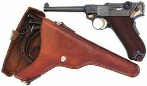 Revolverfutteral gestempelt «Ernst Gehrig 32 Grütenmatt». #54026 WES Zustand 1 18601 CHF 850. 247225 Taschenpistole Chylevsky 1919, unblockiert, Kal. 6.35mm.