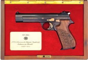 18847 CHF 1100. 248587 Pistole, SIG P 210-6, Kal. 9mmP. LL 120mm, sandgestrahlte, brünierte Ganzstahlwaffe mit SA-Abzug.