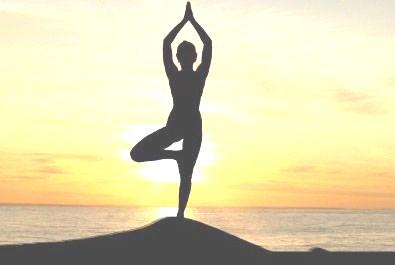 gy či už kvôli natiahnutiu tela alebo upokojeniu mysle, dostanete vždy tri v jednom - fyzické telo, psychika a duša sú v joge prepojené. Aké benefity teda joga poskytuje? Zlepšuje pohyblivosť a výdrž.