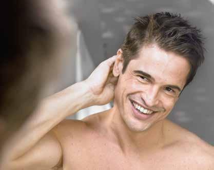 2 3 Auf ein Wort AKTIV GEGEN HAARAUSFALL * Wussten Sie, dass beinahe jeder zweite Mann unter Haarausfall leidet? Das muss nicht sein!