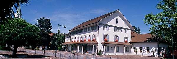 Romantikhotel Sternen in Kriegstetten Romantik Hotel Sternen Hauptstrasse 61 CH-4566 Kriegstetten