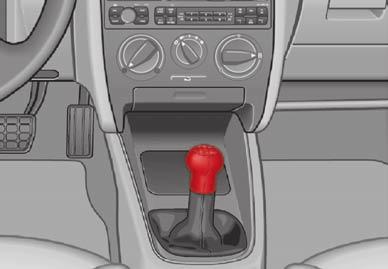 114 Fahren Fahren Schaltgetriebe Fahren mit Schaltgetriebe Hinweis Aus Sicherheitsgründen sollte die Hand während der Fahrt nicht auf dem Schalthebel liegen.