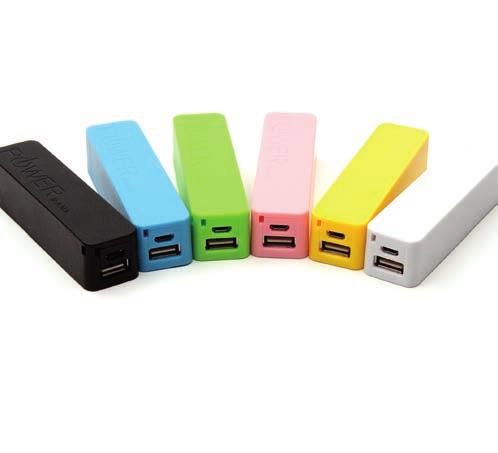USB Ladekabel und weißer Standardverpackung 600100-100724 Q-Pack Shiny (Kunststoff) Input: 5 V / 1.0 A Output1: 5 V / 1.0 A Output2: 5 V / 2.1 A Li-Ionen Akku 18650 Lebenszyklus ca.