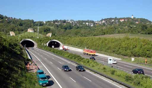 1. Massnahme: Hauptstrasse in den Untergrund DER PFANNENSTIEL-SEETUNNEL Zur Entlastung der Seestrasse werden die Nationalstrasse A53 bei Rüti und A3 bei Wollishofen durch einen Pfannenstiel-Seetunnel