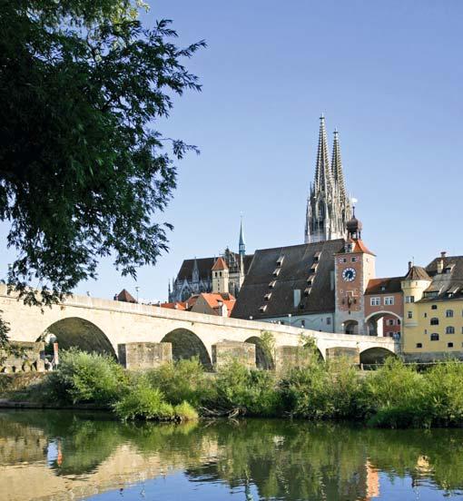 Region Regensburg Hohe Lebensqualität Regensburg ist nicht nur ein Top-Industrieund Logistikstandort mit leistungsfähigen Hochschulen, sondern seit Juli 2006 auch mit dem begehrten Prädikat