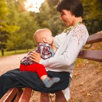 Forschungsvorhaben: Becoming Breastfeeding Friendly Wie stillfreundlich ist Deutschland? Im 1. Lebenshalbjahr sollen Säuglinge gestillt werden, mindestens bis zum Beginn des 5.