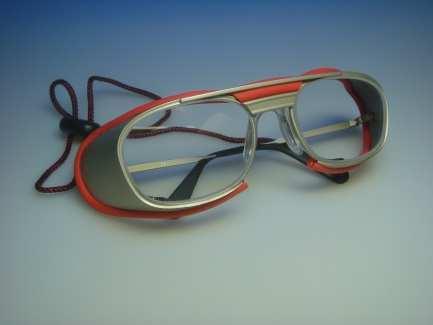 BM low BM light Korbfassung darunter kann die eigene Korrektionsbrille getragen werden, mit