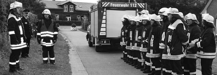 8 Leistungsbewertung Roter Hahn Als erste Feuerwehr im Amt Heider Umland hat die Feuerwehr Stelle-Wittenwurth die Leistungsbewertung Roter Hahn Stufe 2 erfolgreich absolviert.