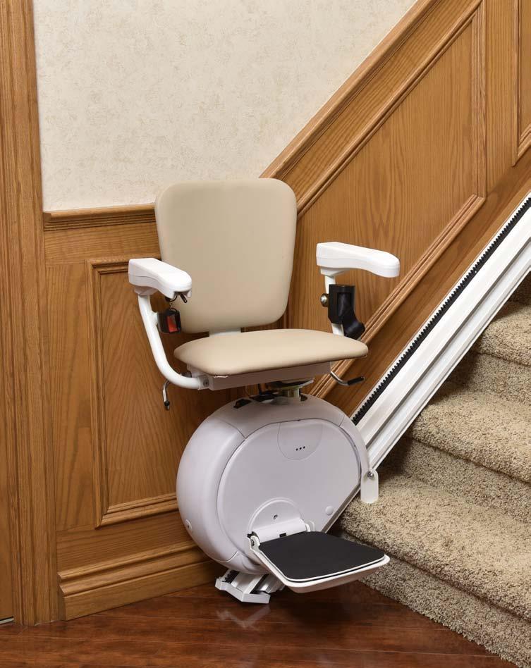 Stuhl Treppenlift ESSENTIAL Kompakt und elegant für gerade Treppenläufe ESSENTIAL Der Stuhl Treppenlift für gerade Treppen Der Treppenlift ist eine der einfachsten Möglichkeiten, in Ihrer gewohnten