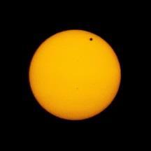 Der Venustransit ein Beispiel für einen Transitvorgang in unserem Sonnensystem Aufgabe: Berechnen Sie um wie viel Prozent die Sonnenhelligkeit bei einem Venusdurchgang vor der Sonne verringert wird.