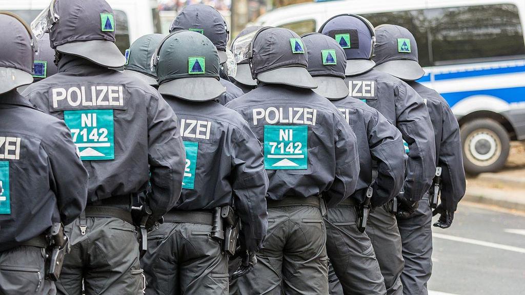 Drohende Gefahr: Das neue Polizeigesetz NRW Raimond Spekking / CC BY-SA 4.0 (via Wikimedia Commons) https://commons.wikimedia.