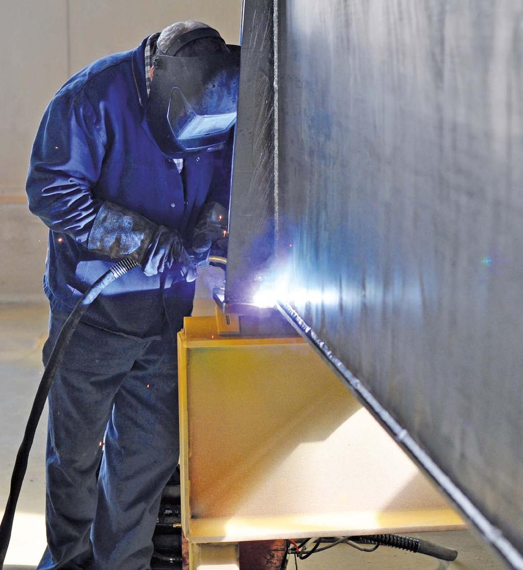 15 Stahlbau Stahlbau gemäß EN 1090-2_2019 für tragende Stahlbauteile.