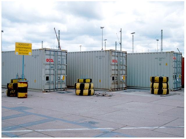 Überwachung des Umganges mit giftigen und sehr giftigen Begasungsmitteln auf den Container Terminals und Schiffen Begasungsplatz im Hamburger Hafen Gefahrenbereich und benachbarte Flächen sind durch