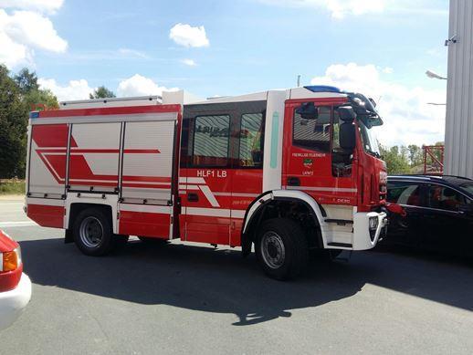 Das neue HLF2 ersetzt bei der Feuerwehr Stillfried - Grub 2018 das Tanklöschfahrzeug 2000, das zu diesem Zeitpunkt 30 Jahre im Dienst stand.