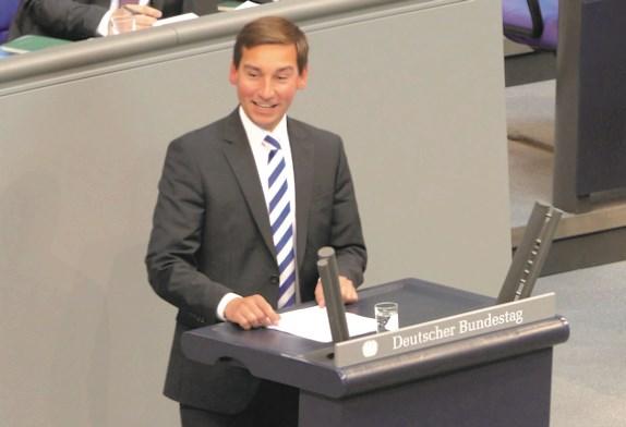Reden im Deutschen Bundestag Bereits 24 mal durfte ich zu aktuellen politischen Themen im Plenum des Deutschen Bundestages reden.
