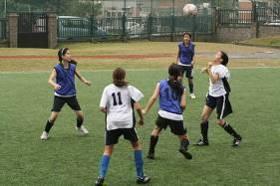 Mädchen Fussballturnier auf dem Yang Ming Shan (eingereicht von Peter Schulz) Zum vierten Mal wurde am vergangenen Samstag das große U15-Mädchen-