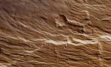 Bild / Image: NASA/JPL-Caltech Seismische Wellen können von Marsbeben, aber auch von Meteoriteneinschlägen herrühren. Seismic waves can be triggered by Marsquakes, as well as by meteorite impacts.
