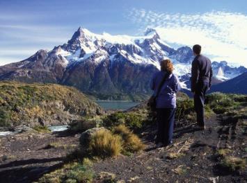 Diese einzigartige Gruppenreise durch Südamerika führt Sie über 2.000km mitten durch die großartige Natur Patagoniens.