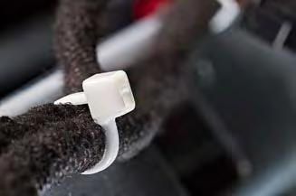 Kabelbefestigung und Kabelbündelung Kabelbinder innenverzahnt Kabelbinder für erhöhten Brandschutz (flammhemmend) T-Serie aus PA66V0 weiß Kabelbinder der T-Serie zum n und Befestigen von Kabeln,