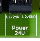 Versorgungsspannung 24 V AC ±15% 50-60 Hz - Versorgungsspannung 24 V DC ±15% - Absicherung 2,5 A träge, 250 V; als Glasschmelzsicherung 5x20 mm - Leistungsaufnahme bis zu 40 VA (Maximalausbau)