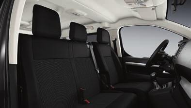 Mit den vielen Konfigurations-Möglichkeiten der fünf bis neun Sitzplätze können Sie den Fahrzeuginnenraum frei gestalten: Die herausnehmbaren Sitze ermöglichen eine beliebige und einfache Anpassung.