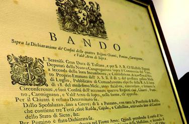 UND DIE GESCHICHTE 1716 Cosimo III., Großherzog der Toskana, legte offiziell die Grenzen des Anbaugebietes für ChianE- Wein fest.