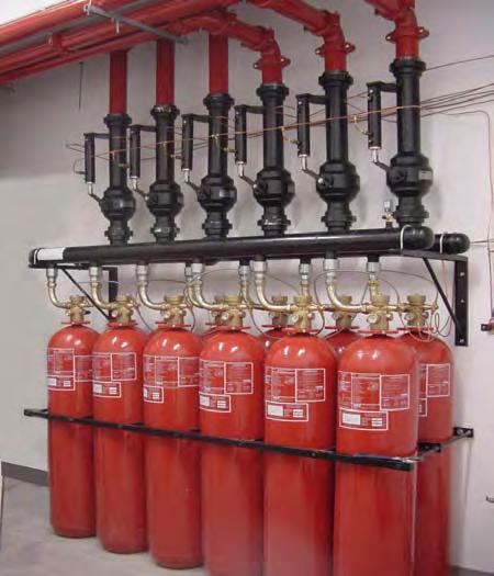 Was sind chemische gasförmige Löschmittel Chemische Löschgase sind speziell für die Brandbekämpfung entwickelte Gase, sie kommen in ihrer chemischen Zusammensetzung nicht in der Natur vor.