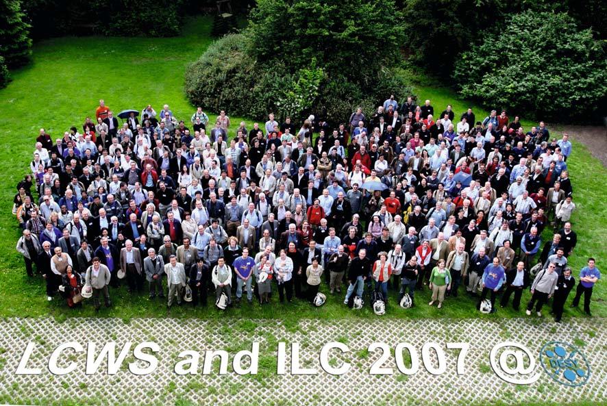 Abbildung 5: Mehr als 600 Teilnehmer diskutierten auf dem International Linear Collider Workshop (LCWS2007 & ILC2007) die neuesten Entwicklungen. den ILC.